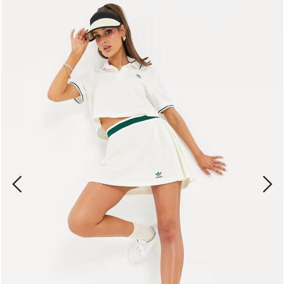 Adidas | Cream tennis skirt with green elastic trim and pleated detail | Size M - Picture 1 of 9